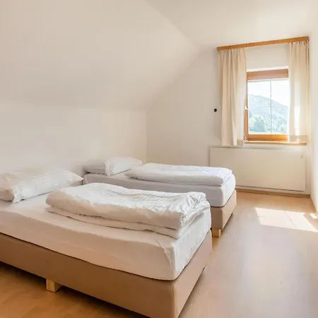 In Ski Area In Koetschach-mauthen Holiday home Laas